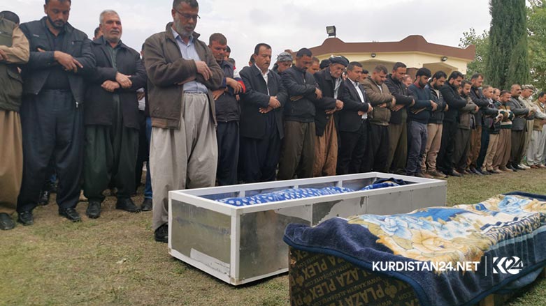 ته‌رمی دوو هاووڵاتییه‌ كورده‌كه‌ی حه‌فته‌غار به‌خاك سپێردرا